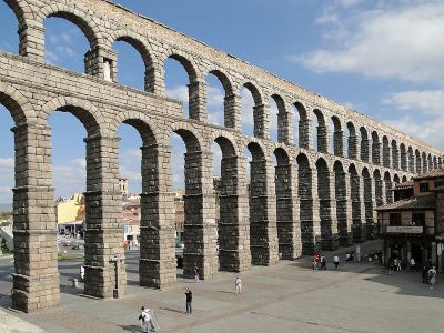 [img] Aqueduct of Segovia